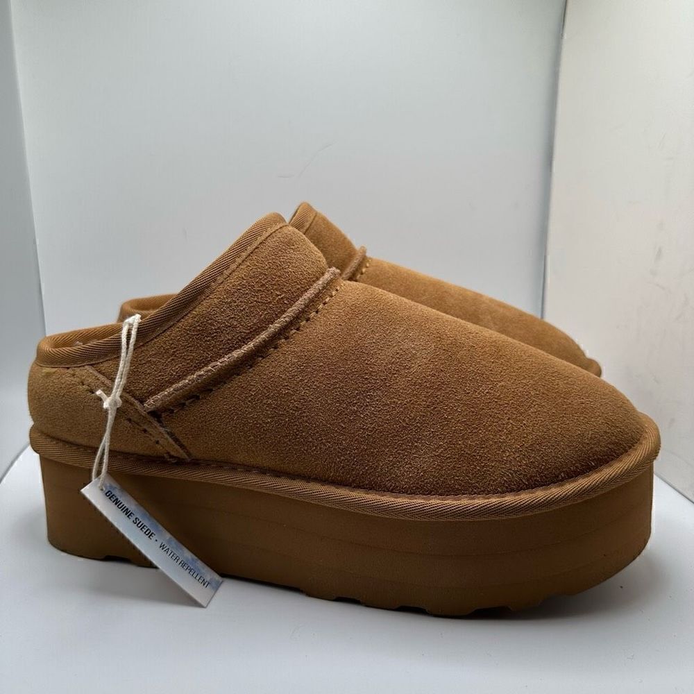 CUSHIONAIRE Women's Genuine Suede Cozy Mule Platform +Memory Foam 10 CHESTNUT